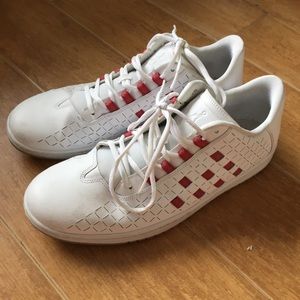 Like new nike Jordan illusion low white red